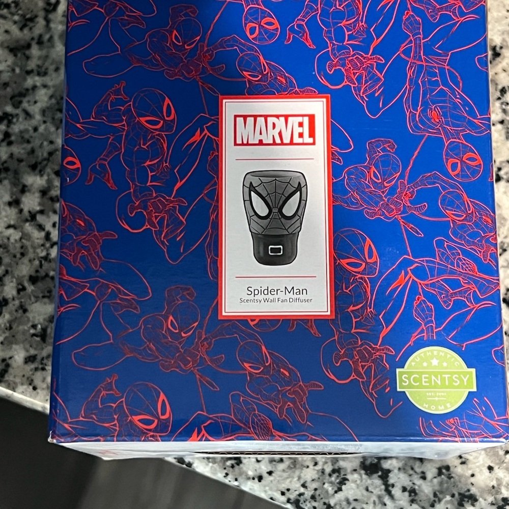 Marvel Spider-Man Blue and Red Wall Diffuser